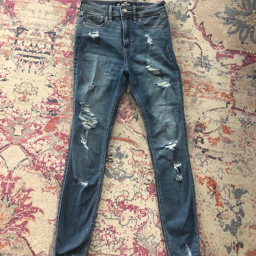 skinny ripped jeans